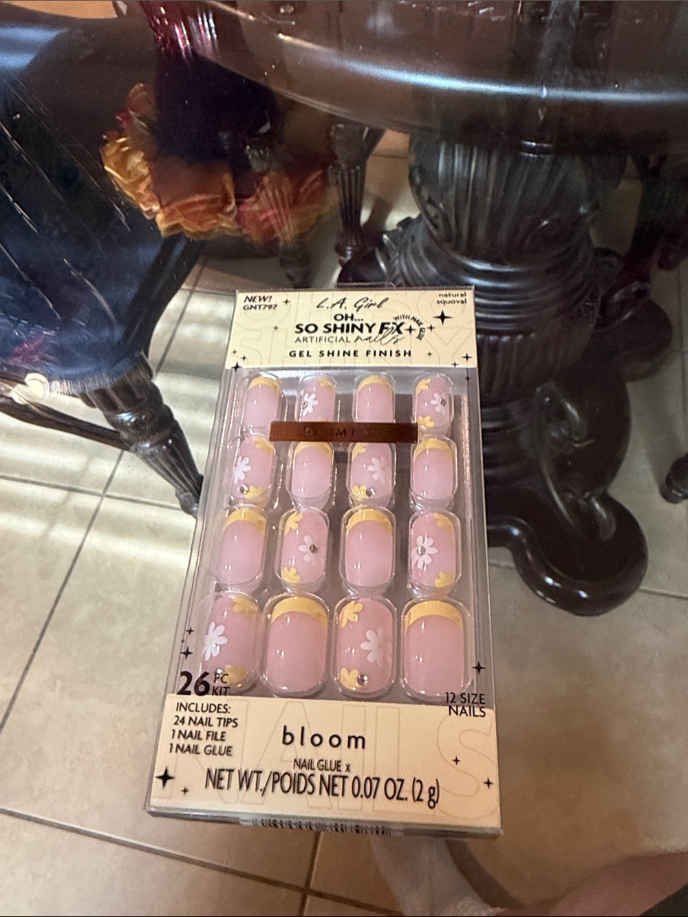 LA Girl So Shiny FX Bloom Pink Floral Press-On Nails